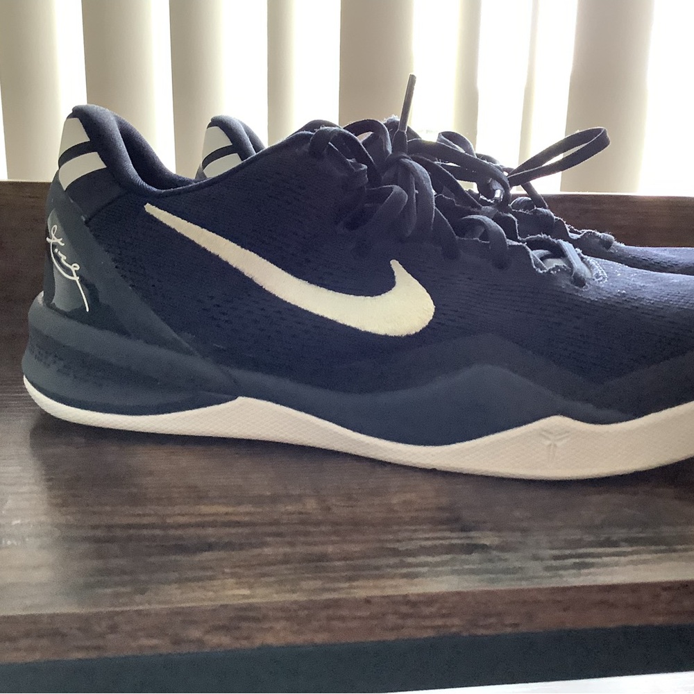 Kobe 8 blue navy